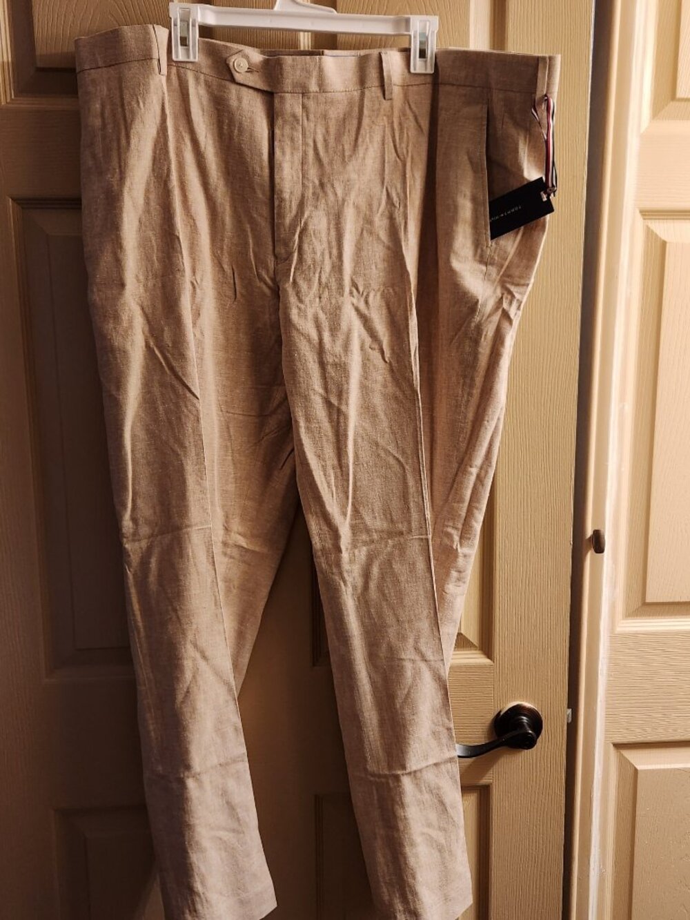 Tommy Hilfiger Men's Modern-Fit Linen Blend Pants Light tan 46x32 MSRP $125